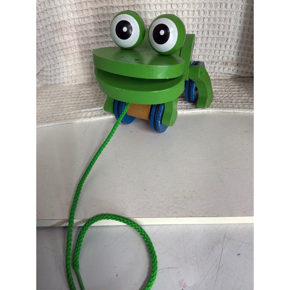 Classic Unisex Melissa & Doug Wooden Frog Hopping Pull Toy OS Green Blue